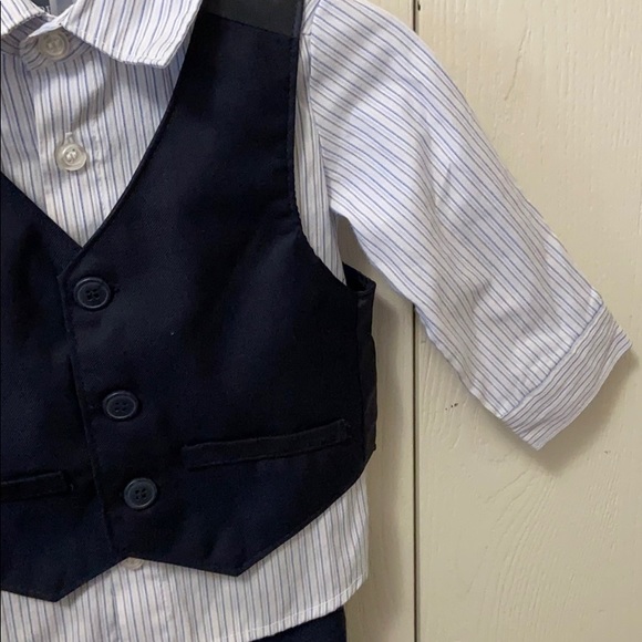 Newberry Infant Navy and White 3 Piece Suit - Picture 4 of 7